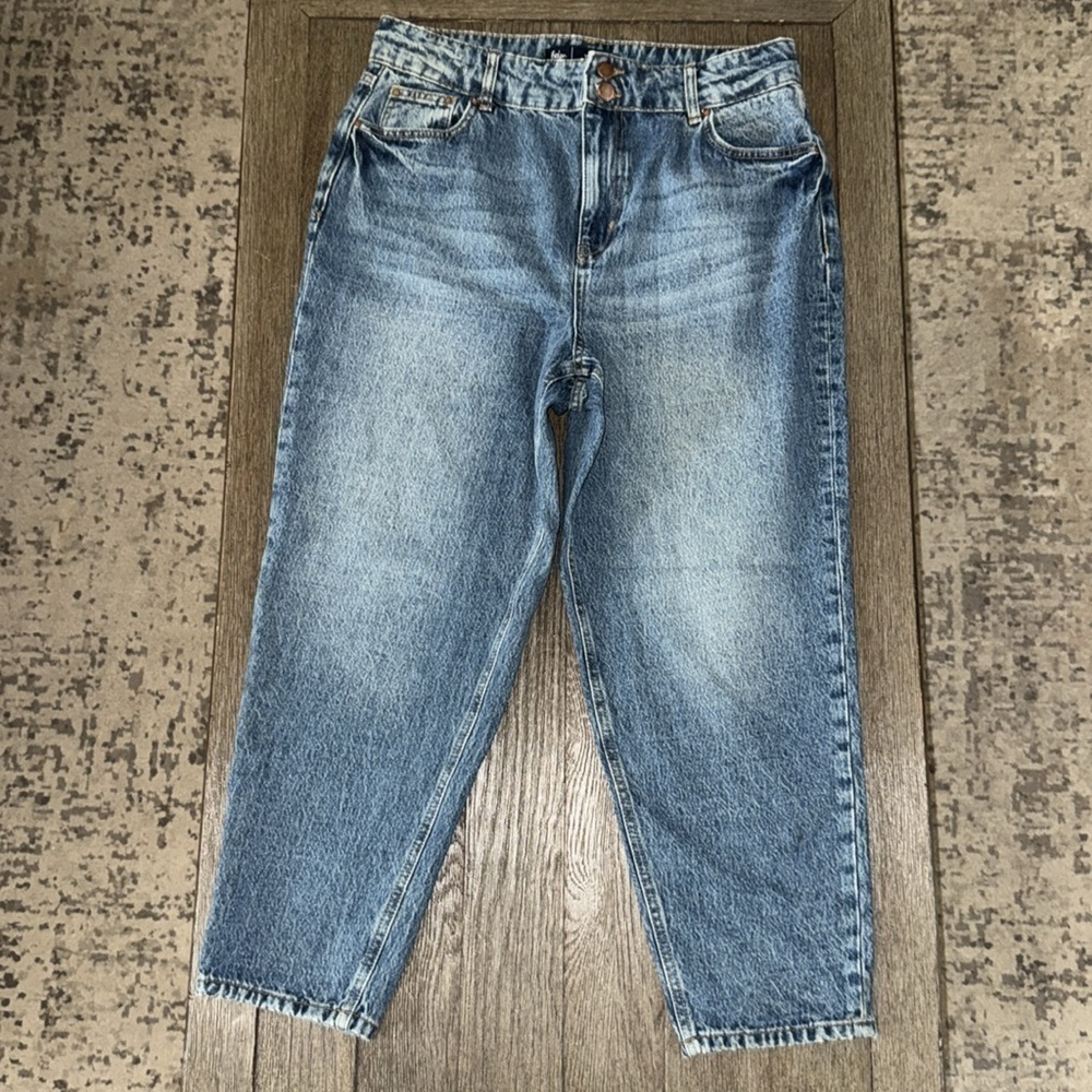 Boden Tapered High Rise Jeans Mid Vintage, Green Tint